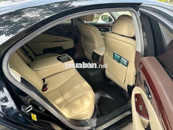 Lexus LS 20***0 km