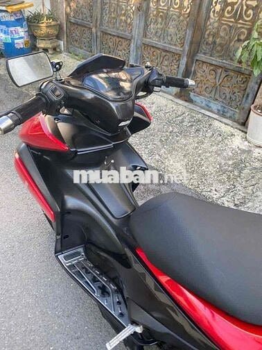 cần bán xe yamaha nvx 125 khóa smk xe đẹp giá tốt