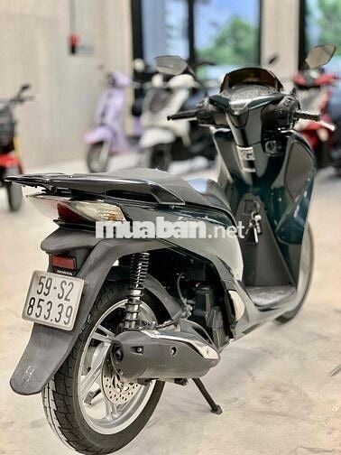 Cần để lại Honda SH 125i đời 2017 chính chủ TPHCM