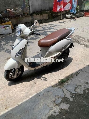 Attila Fi máy quá êm, đèn đề đầy đủ.