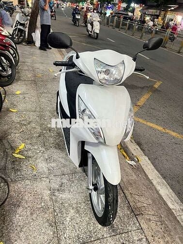 Honda vision 2014 mới 90% Bstp chính chủ