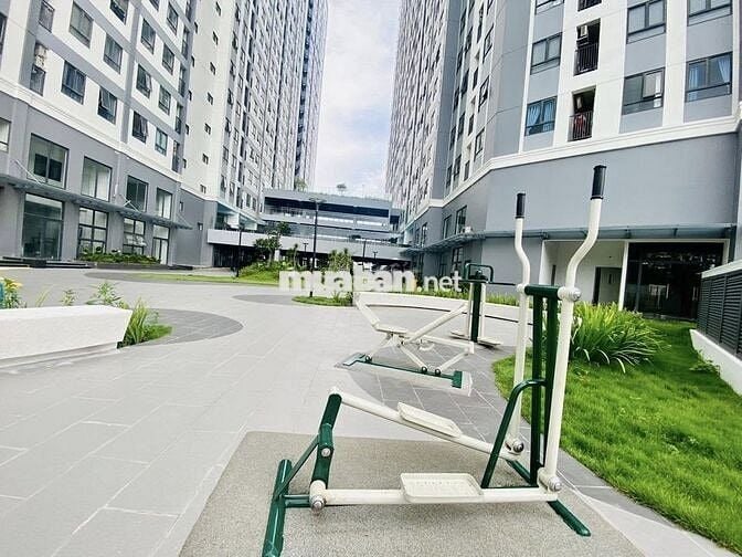 Chung cư saigon intela bán căn 3pn3wc giá 2.550ty nhà đẹp lh e xem nhà