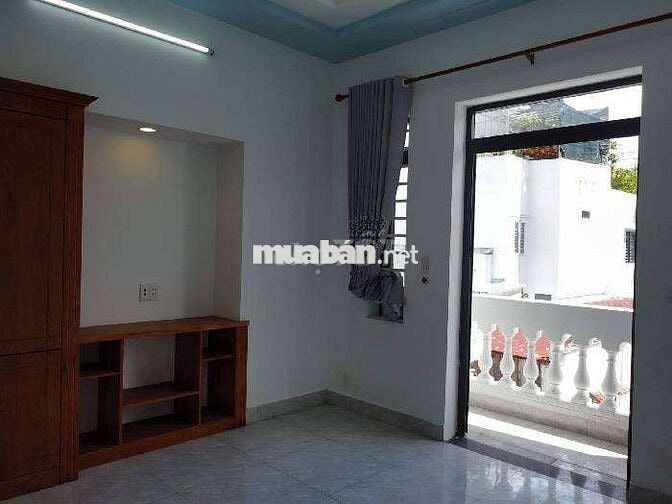 Bán nhà HXH Nguyễn Ảnh Thủ – 50m ra MT, nhà đẹp 2 lầu, giá chỉ 5.1 tỷ