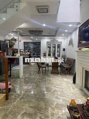NHÀ 3 TẦNG MẶT PHỐ SIÊU ĐẸP 3PN FULL NỘI THẤT CHÂU ÂU
