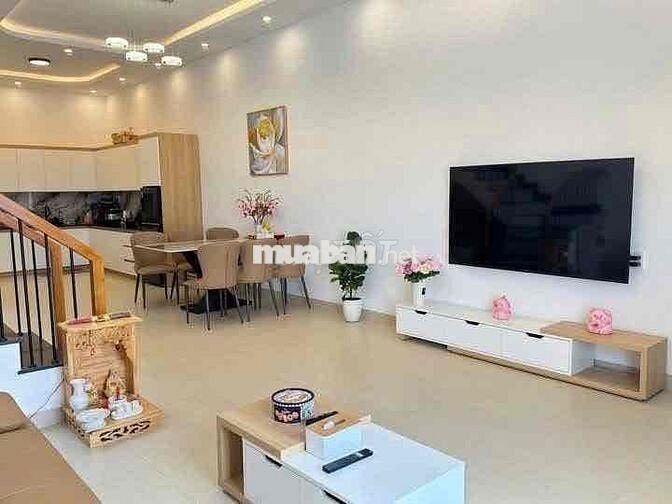 BÁN NHÀ MẶT TIỀN 1 TRỆT 1 LẦU SỔ RIÊNG VÀO Ở LIỀN