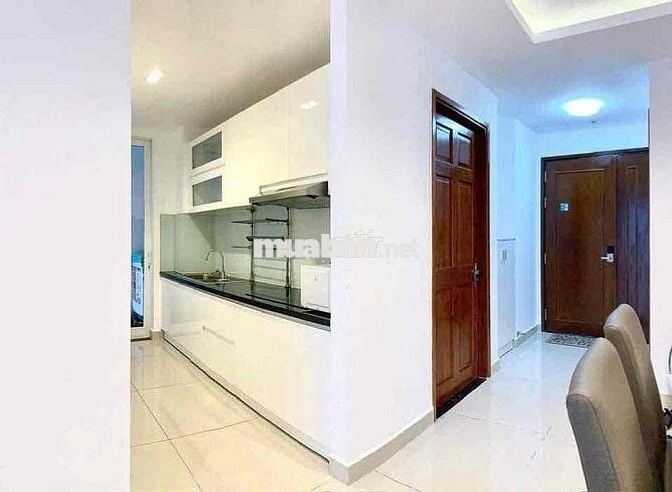 SKY CENTER FULL NỘI THẤT GẦN SÂN BAY CHECK IN NGAY 2PN