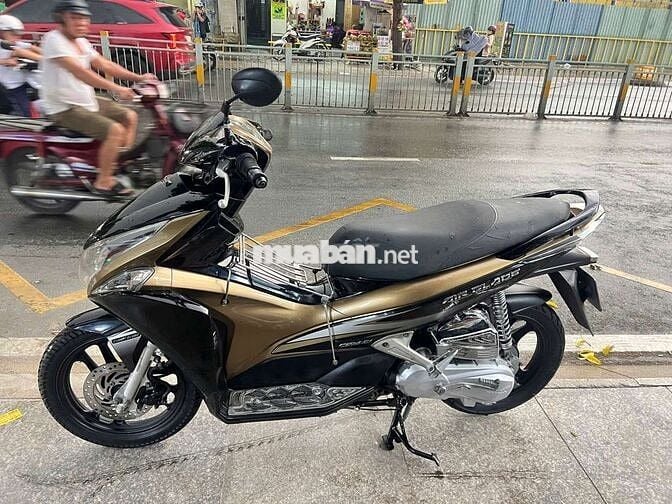 Honda air blade 2012 mới 90% biển số thành phố