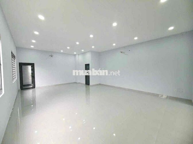 Cho thuê nhà/Vp khu bến đò,đs 36,p.Linh Đông 320m2 ngang 7m 19,9 tr