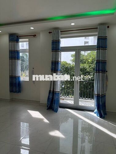 NHÀ MỚI SẠCH ĐẸP KDC PHÚC ĐẠT TRỆT 2 LẦU 4PN-4WC, 4 MÁY LẠNH 15TR/TH