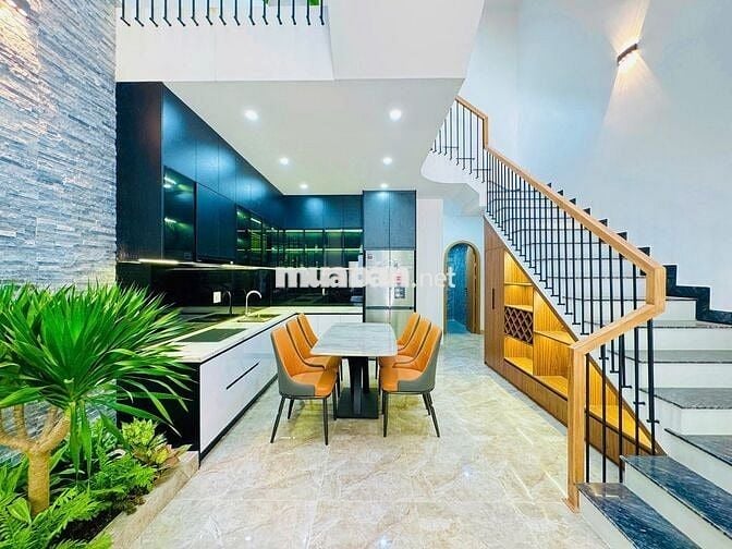🔴🆘 Nhà Đẹp Hòa Minh 🆘 3 tầng hiện đại MT đường Chơn Tâm 9