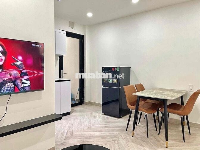 Căn Hộ 1PN Ban Công, Máy Giặt Riêng, Full NT Gần Vạn Hạnh Mall - Q10