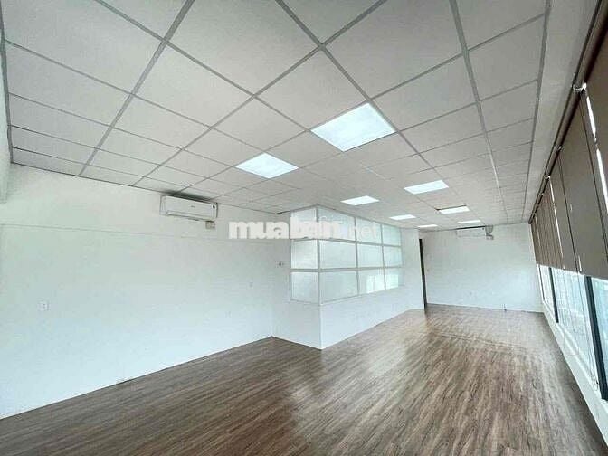 Chính chủ cho thuê VP Nguyễn Đình Chiểu 120m2 view kính thoáng mát