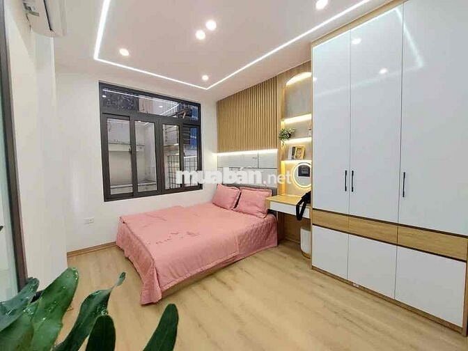 Siêu phẩm Hai Bà Trưng 5tầng,sổ riêng lô góc ngõ thông hơn 6 tỷ.