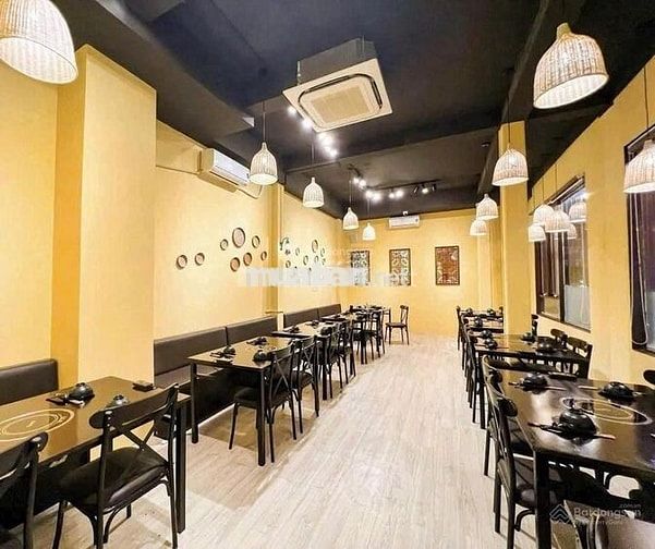 Cho thuê nhà 2 mặt tiền khu ẩm thực Huỳnh Mẫn Đạt, P7, Quận 5 18 triệu