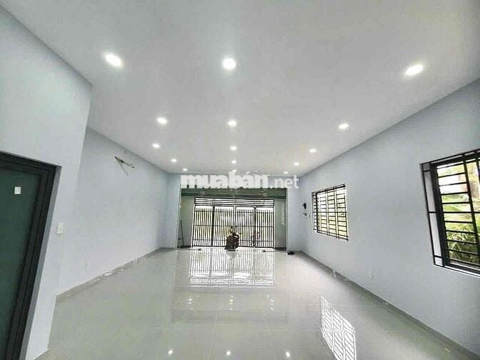 Cho thuê nhà/Vp khu bến đò,đs 36,p.Linh Đông 320m2 ngang 7m 19,9 tr