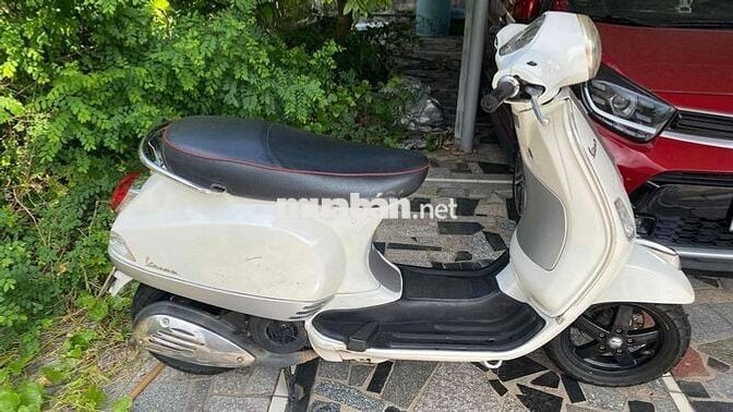 Vespa 3Vie 2013 phun xăng điện tử