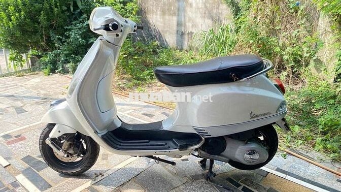 Vespa 3Vie 2013 phun xăng điện tử