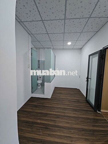 Sát mặt tiền  Trung Tâm Q4  NGANG 4.6 DÀI 12  đúc bê tông