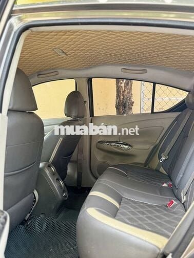 Nissan Sunny Premium - Số tự động - 2017