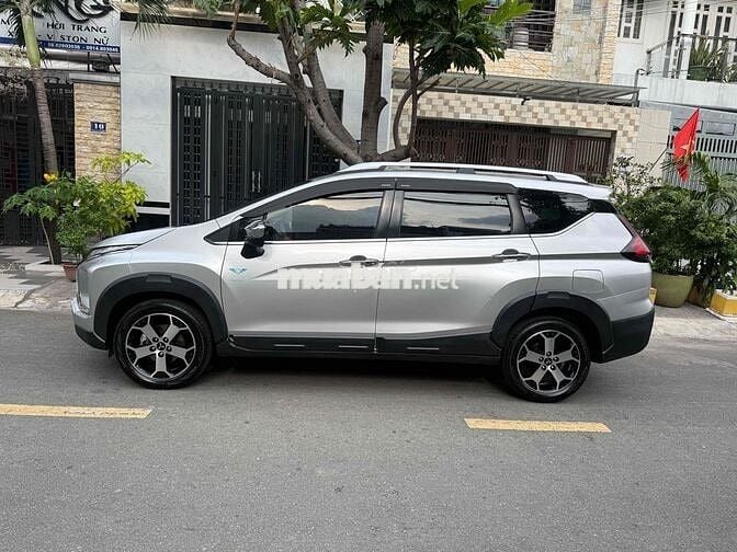 Mitsubishi Xpander Cross 2021 AT - 52000 km
