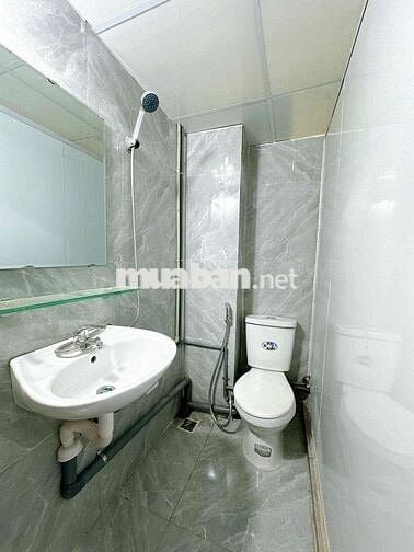 Căn hộ full đồ đẹp, gần Văn Miếu, giá 3.8tr - 4.5tr