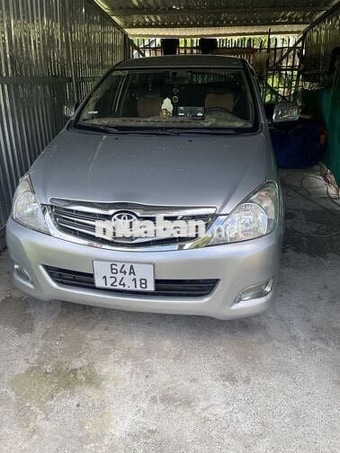 Toyota Innova 2009 G - 12345 km