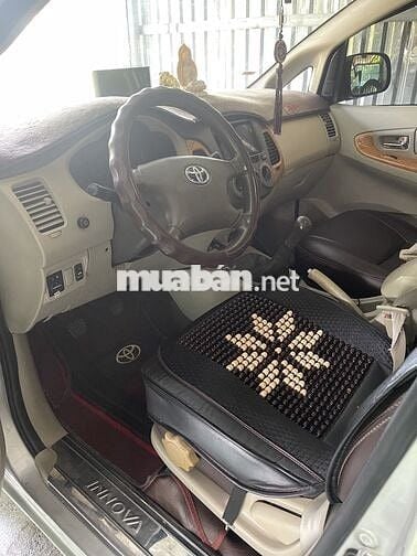 Toyota Innova 2009 G - 12345 km