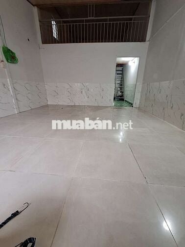 Cho thue nhà,đường chuyên dùng 9 , P.Phú Mỹ, quận7Dt:4,4×11m,giá:6tr