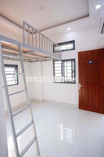 phòng gác sinh viên mới thoáng tại Trần Xuân Soạn thuận tiện qua Q4