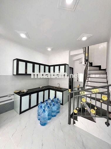 NHÀ ĐẸP VÀO Ở LUÔN, GIÁP BÌNH TÂN