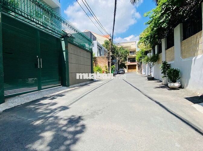 📍NGANG 8M Biệt Thự Ẩn Mình – Sân Rộng, Sang Trọng Trung Tâm Phú Nhuận