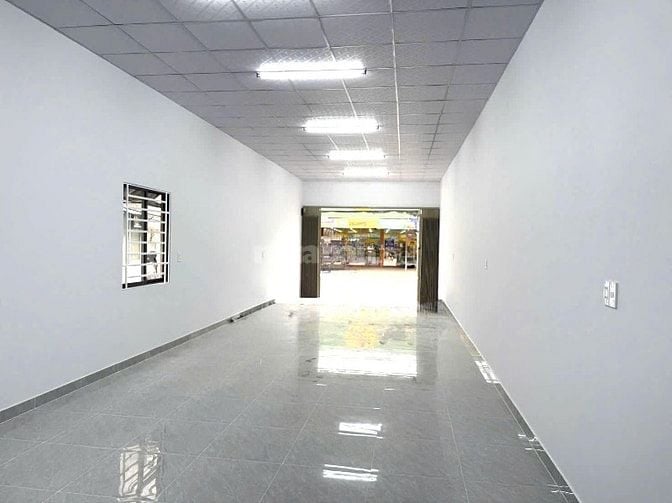 🔵 Cho thuê nhà mặt tiền Quốc Lộ 50 BHBC. (4.5x15) Mới Đẹp Vào KD ngay