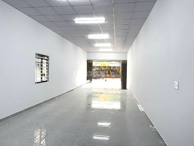 🔵 Cho thuê nhà mặt tiền Quốc Lộ 50 BHBC. (4.5x15) Mới Đẹp Vào KD ngay