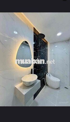 TÔI CẦN BÁN NHANH CĂN ÂU DƯƠNG LÂN,P3,QUẬN 8.GIÁ:5Tỷ270.SỔ SẴN