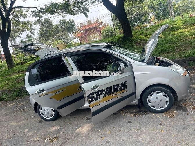 Chevrolet Spark 2011 LT 0.8 MT - 6879 km