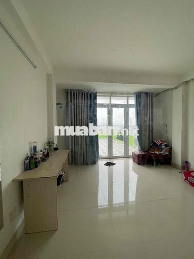 Toà nhà 5 lầu Tân Phú, có thang máy, hầm xe