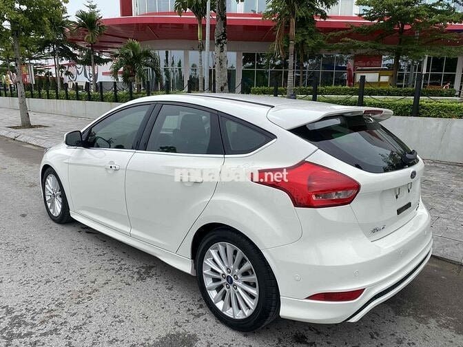 Ford Focus 2016 Sport 1.5L ecoboot - 10 km