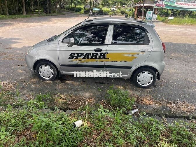 Chevrolet Spark 2011 LT 0.8 MT - 6879 km