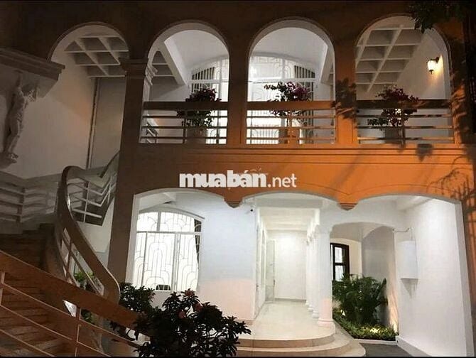 📍NGANG 8M Biệt Thự Ẩn Mình – Sân Rộng, Sang Trọng Trung Tâm Phú Nhuận