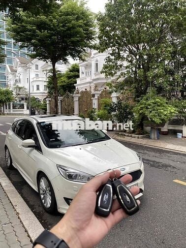 Ford Focus 2016 Sport 1.5L ecoboot - 10 km