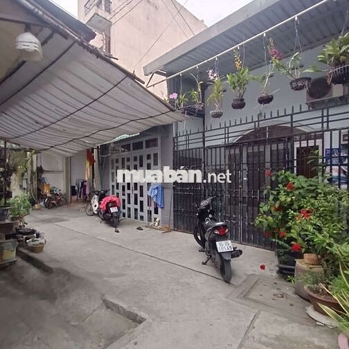 Nhà chính chủ 51m2 hẻm 4m kế bên Công viên Phần mềm Quang Trung
