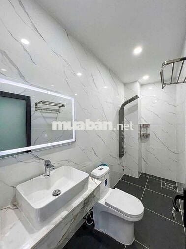 Cần bán gấp căn nhà Dương Đình Cúc xã Tân Kiên Huyện Bình Chánh