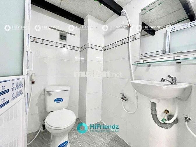 PHÒNG TRỌ CÓ GÁC CAO - CỬA SỔ TRỜI LỚN - SẴN MÁY LẠNH - NGAY HÒA BÌNH