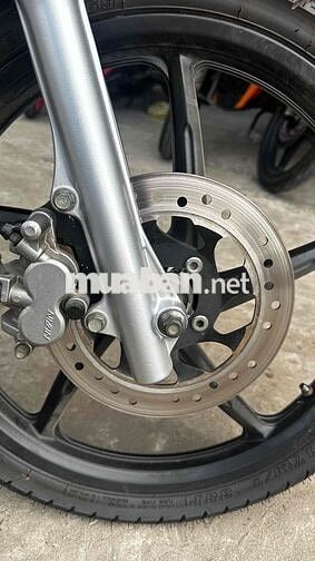 Future fi 2009 đỏ xám 58508 ( hỗ trợ góp )