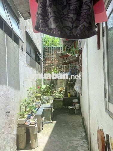 Nhà vi bằng. Bán kính 500m có ngân hàng ACB, siêu thị, trường học
