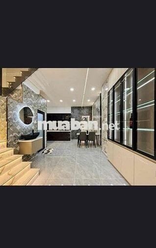 TÔI CẦN BÁN NHANH CĂN ÂU DƯƠNG LÂN,P3,QUẬN 8.GIÁ:5Tỷ270.SỔ SẴN
