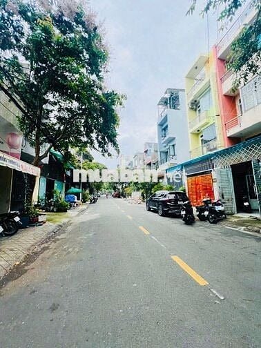 MTKD 94B Nguyễn Xuân Khoát (4x18m) 3 Tấm 4PN 5WC sân thượng