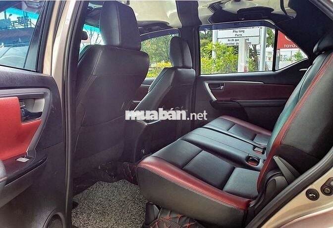 Fortuner Legender 2.4L 2022 960 THƯƠNG LƯỢNG