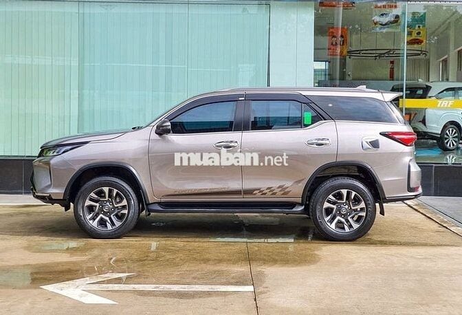 Fortuner Legender 2.4L 2022 960 THƯƠNG LƯỢNG