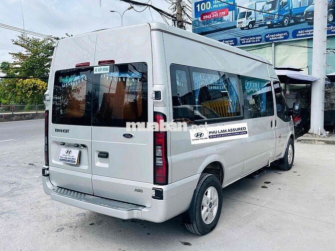 Ford Transit 2023 - Xe Chất Lên Nhiều Phụ Kiện